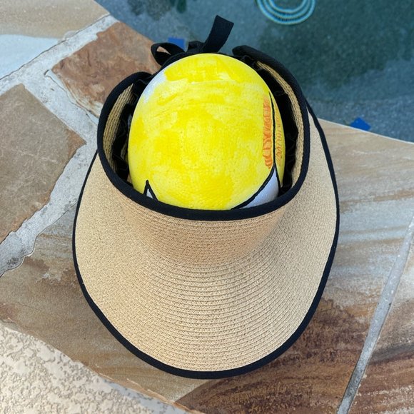 CITY GARDENIA STRAW VISOR HAT
